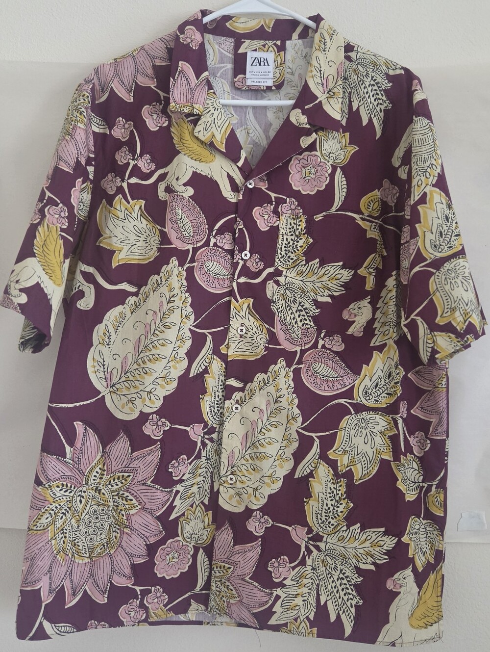 ZARA Men’s Maroon Floral Short-Sleeve Shirt